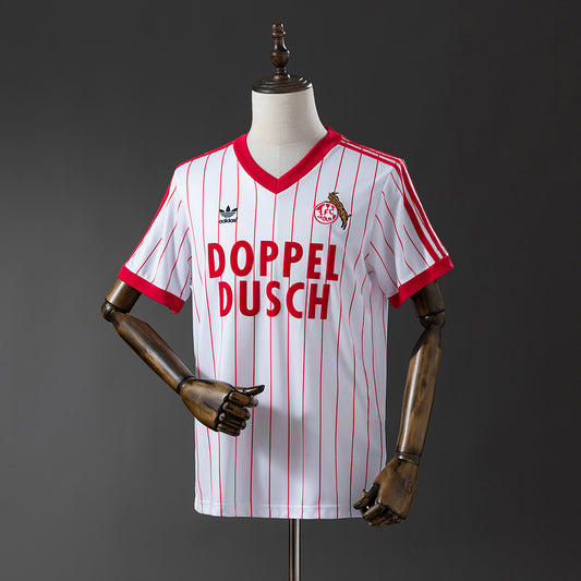 Köln 82/83 Home